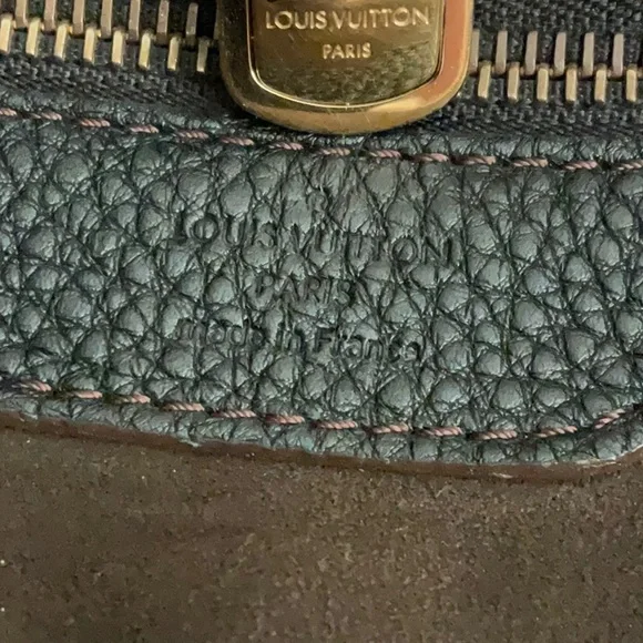 AUTHENTIC LV Mahina Black Leather Handbag - Picture 9 of 12